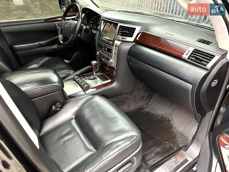 Внедорожник / Кроссовер Lexus LX 2013 в Днепре фото 27 Внедорожник / Кроссовер Lexus LX 2013 в Днепре