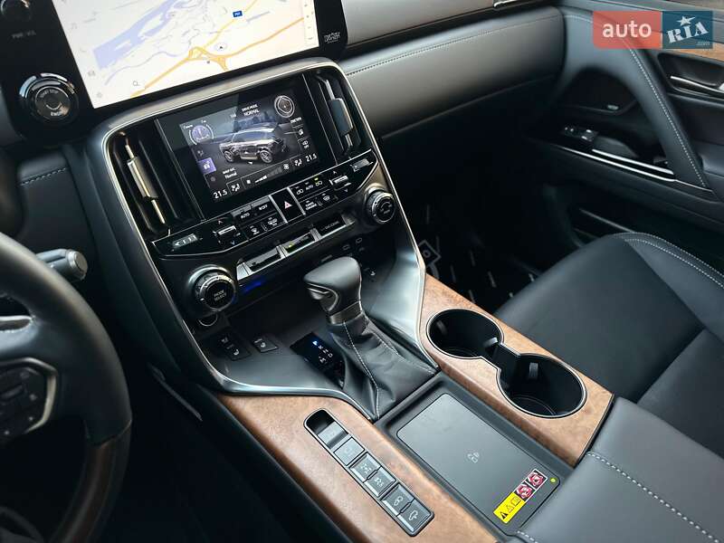 Внедорожник / Кроссовер Lexus LX 2025 в Киеве фото 21 Внедорожник / Кроссовер Lexus LX 2025 в Киеве