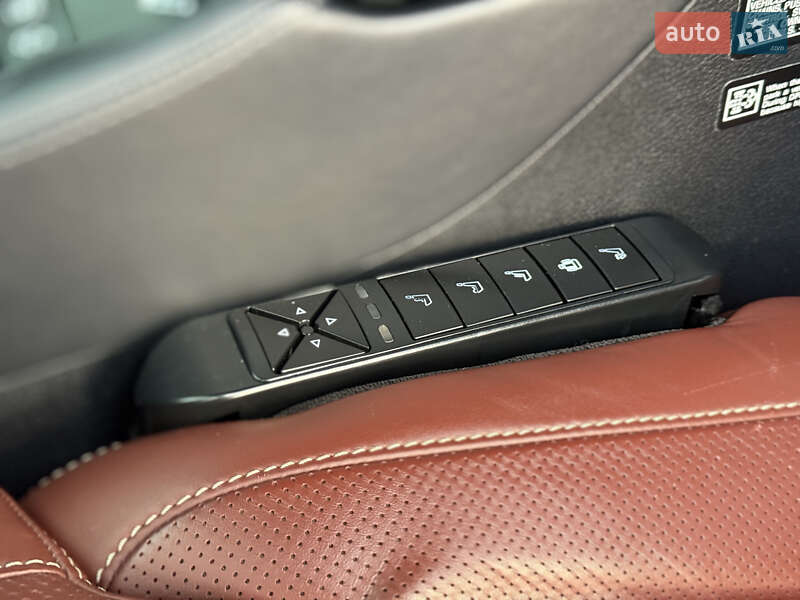 Внедорожник / Кроссовер Lexus LX 2017 в Днепре фото 15 Внедорожник / Кроссовер Lexus LX 2017 в Днепре