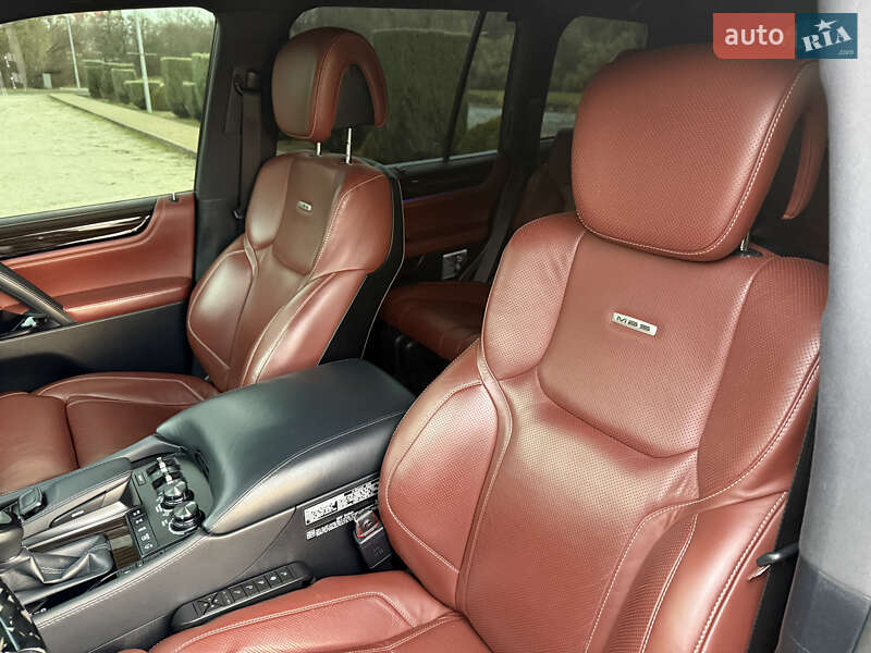 Внедорожник / Кроссовер Lexus LX 2017 в Днепре фото 14 Внедорожник / Кроссовер Lexus LX 2017 в Днепре