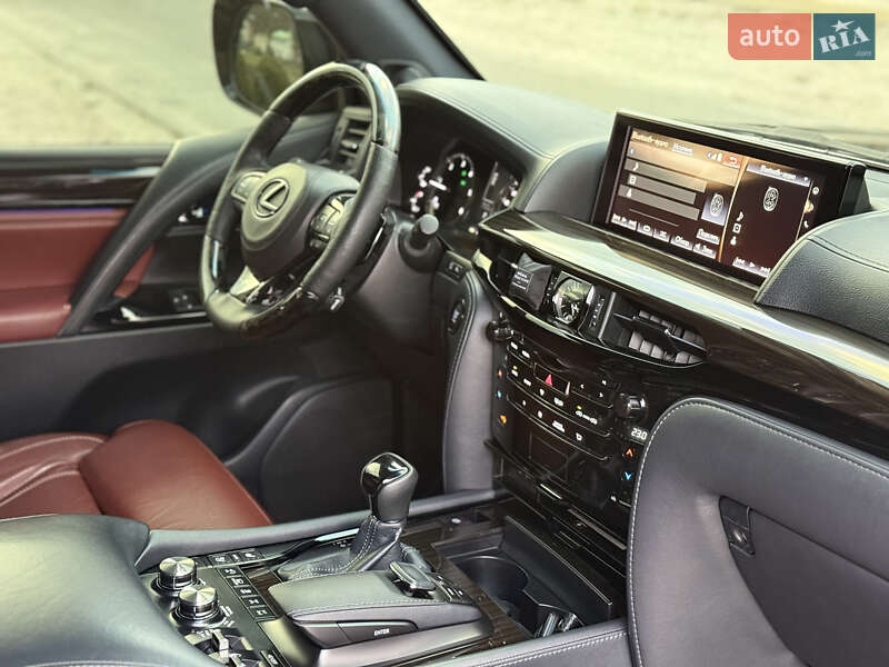 Внедорожник / Кроссовер Lexus LX 2017 в Днепре фото 25 Внедорожник / Кроссовер Lexus LX 2017 в Днепре