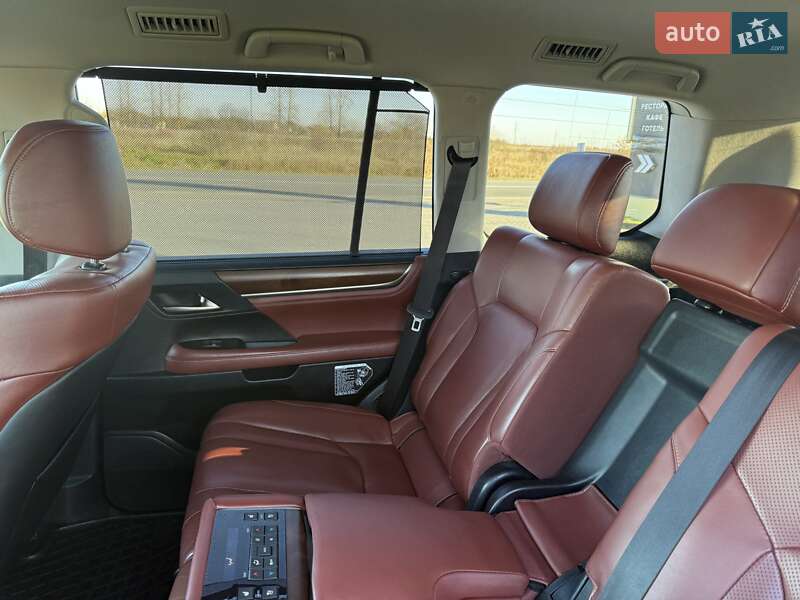 Внедорожник / Кроссовер Lexus LX 2017 в Ивано-Франковске