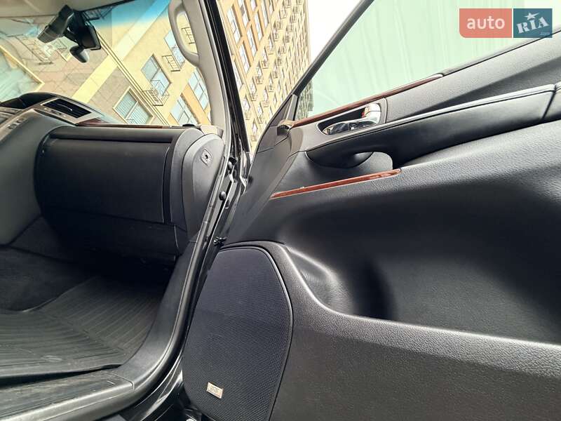 Позашляховик / Кросовер Lexus LX 2014 в Одесі фото 37 Позашляховик / Кросовер Lexus LX 2014 в Одесі