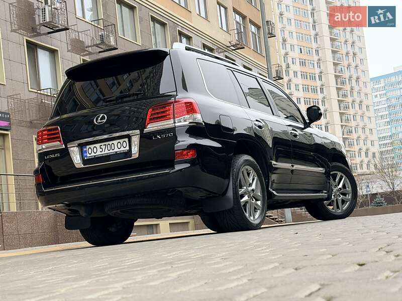 Позашляховик / Кросовер Lexus LX 2014 в Одесі фото 115 Позашляховик / Кросовер Lexus LX 2014 в Одесі