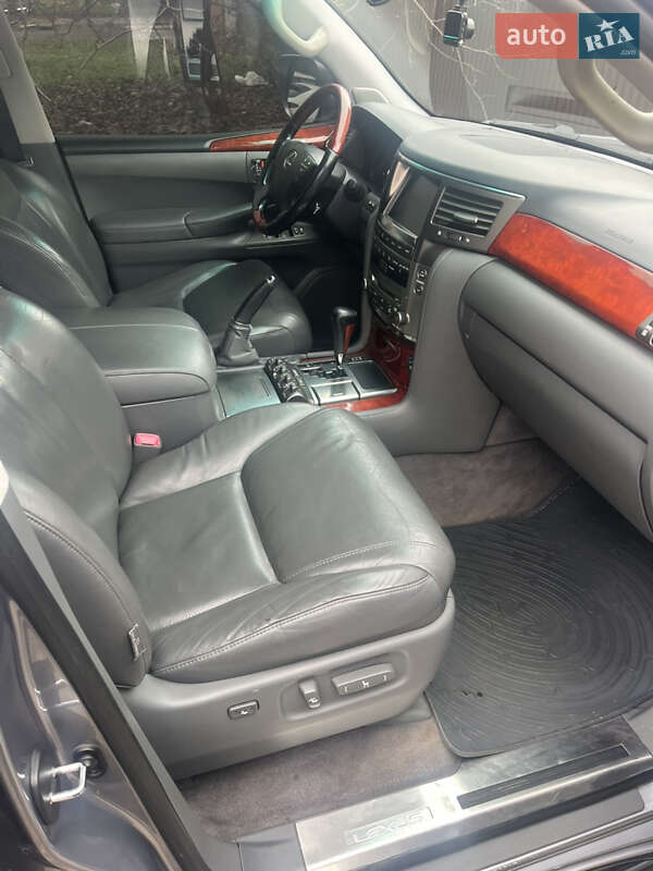 Позашляховик / Кросовер Lexus LX 2008 в Кривому Розі фото 7 Позашляховик / Кросовер Lexus LX 2008 в Кривому Розі
