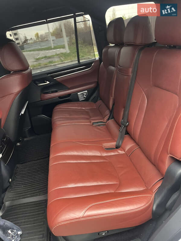 Позашляховик / Кросовер Lexus LX 2017 в Харкові фото 15 Позашляховик / Кросовер Lexus LX 2017 в Харкові
