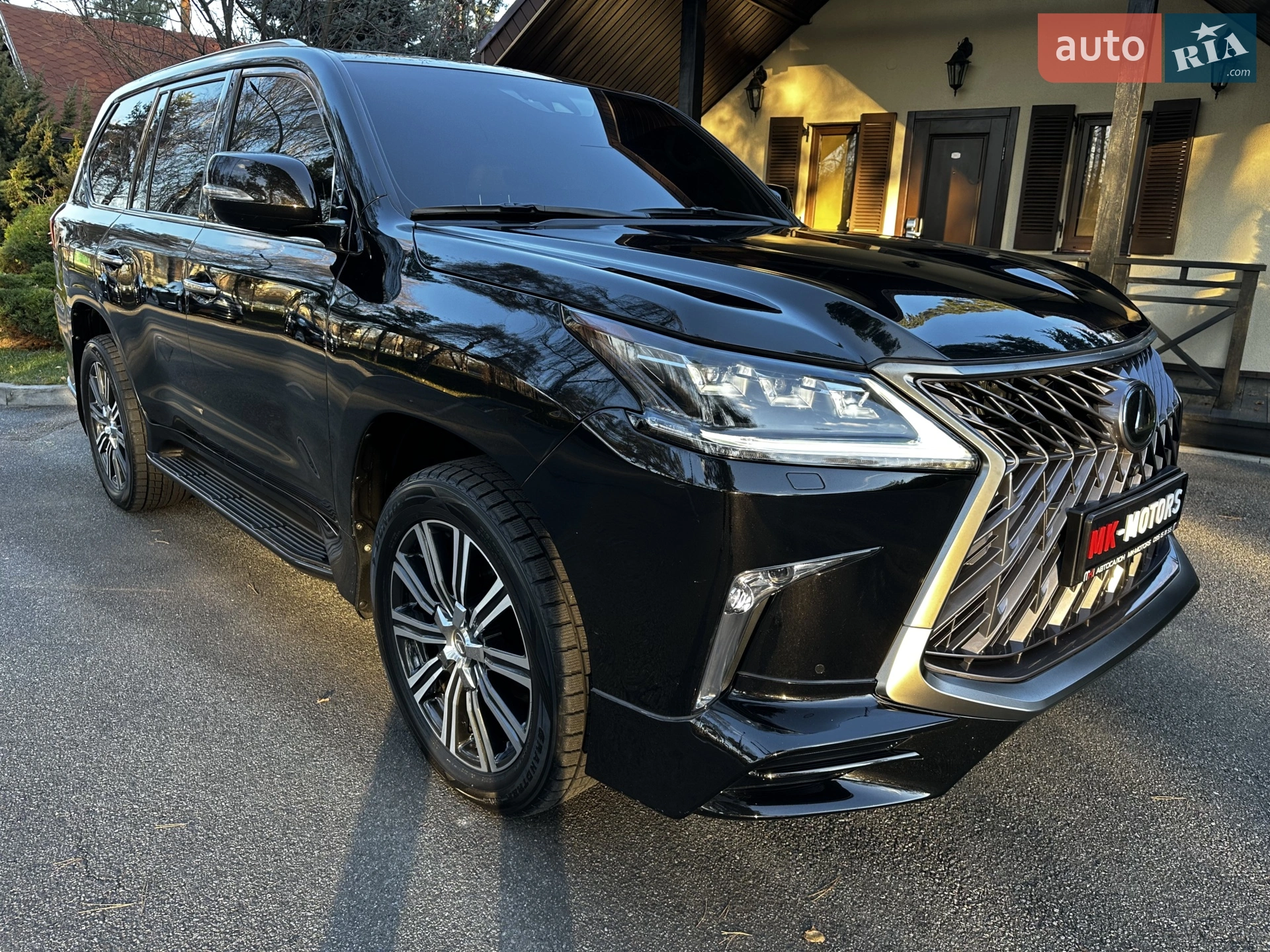 Lexus LX 2015