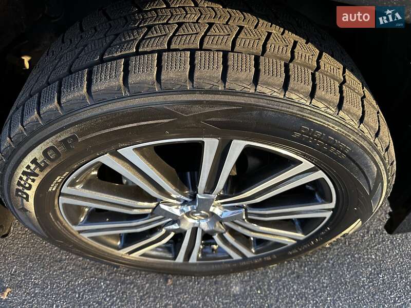 Позашляховик / Кросовер Lexus LX 2015 в Києві