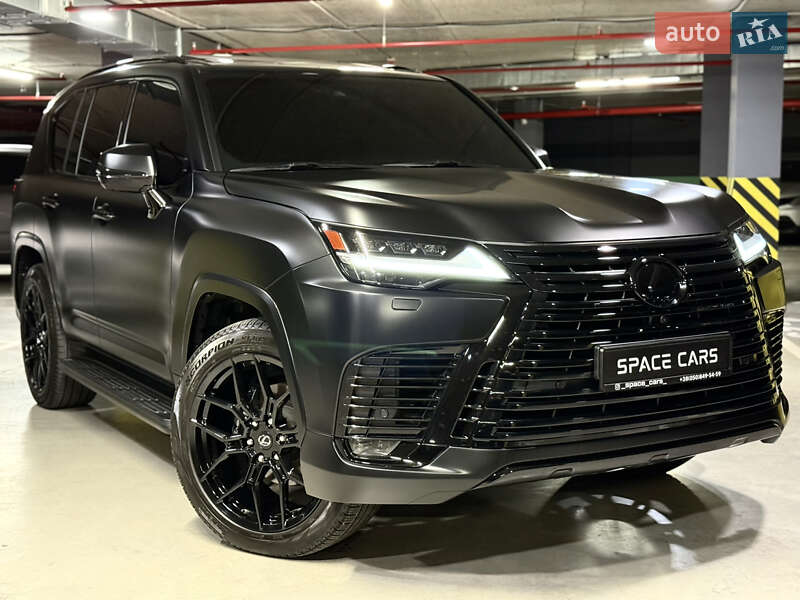 Lexus LX 2022