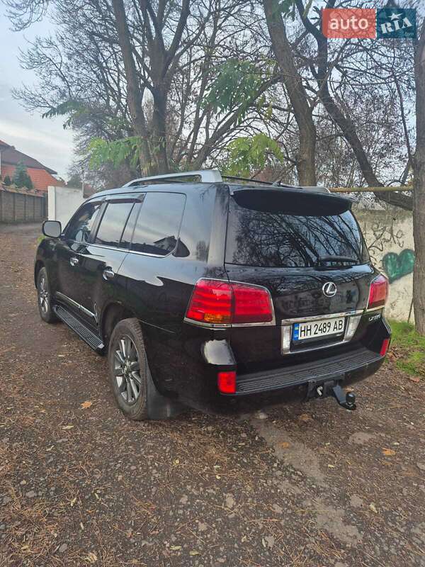 Позашляховик / Кросовер Lexus LX 2011 в Одесі