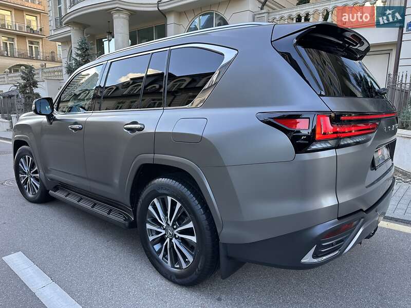 Позашляховик / Кросовер Lexus LX 2022 в Києві