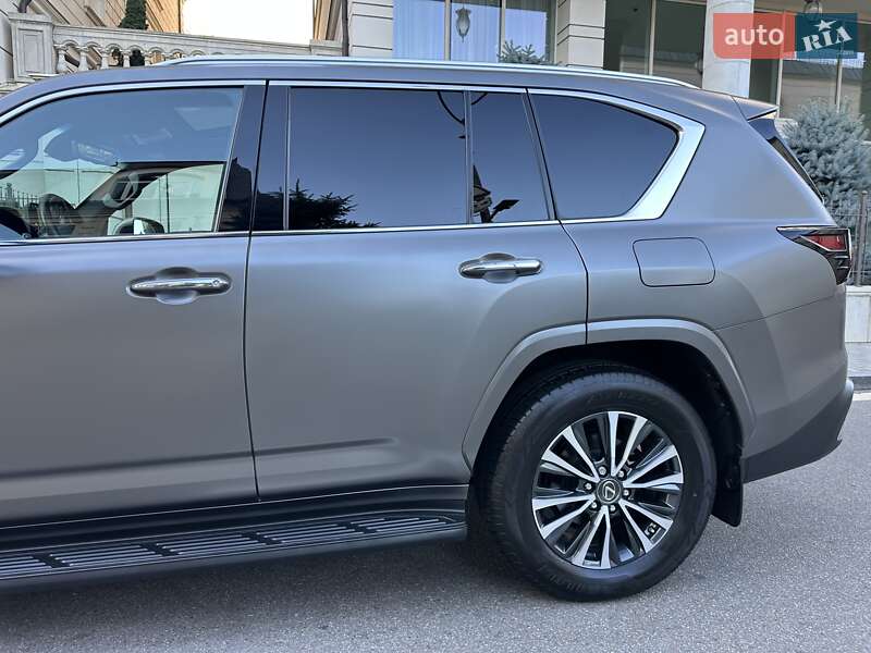Позашляховик / Кросовер Lexus LX 2022 в Києві