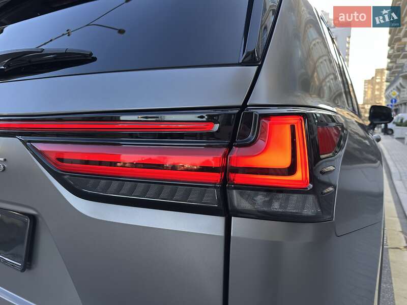 Позашляховик / Кросовер Lexus LX 2022 в Києві