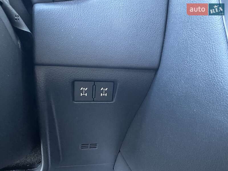 Позашляховик / Кросовер Lexus LX 2022 в Києві