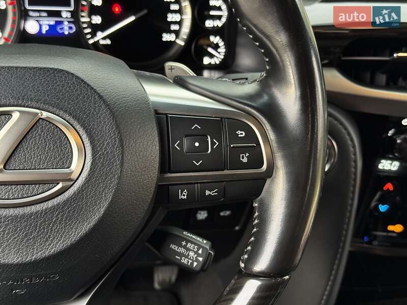 Позашляховик / Кросовер Lexus LX 2020 в Івано-Франківську