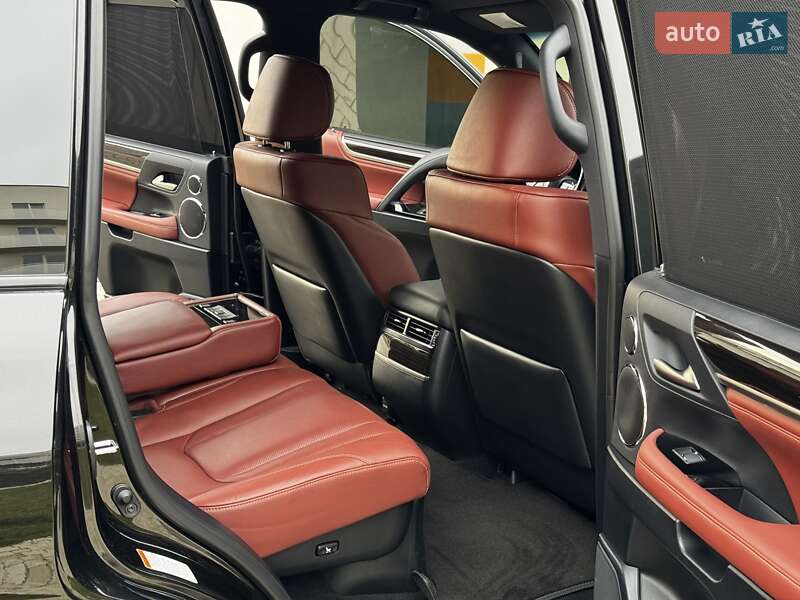 Позашляховик / Кросовер Lexus LX 2020 в Івано-Франківську