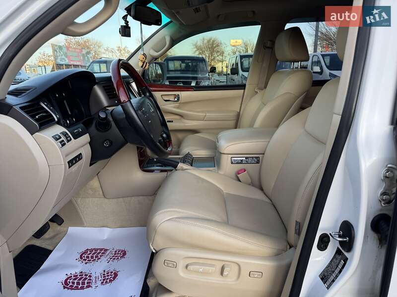 Внедорожник / Кроссовер Lexus LX 2010 в Днепре