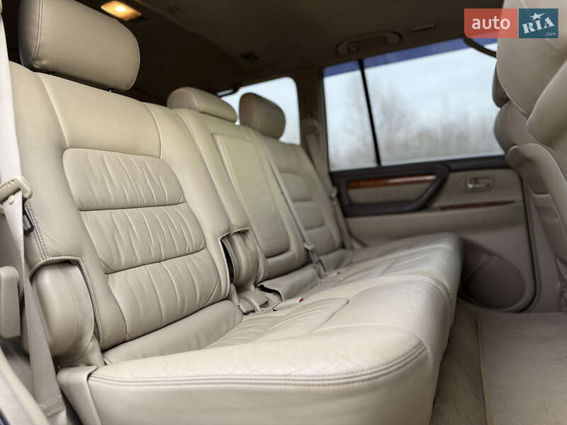 Позашляховик / Кросовер Lexus LX 2004 в Івано-Франківську