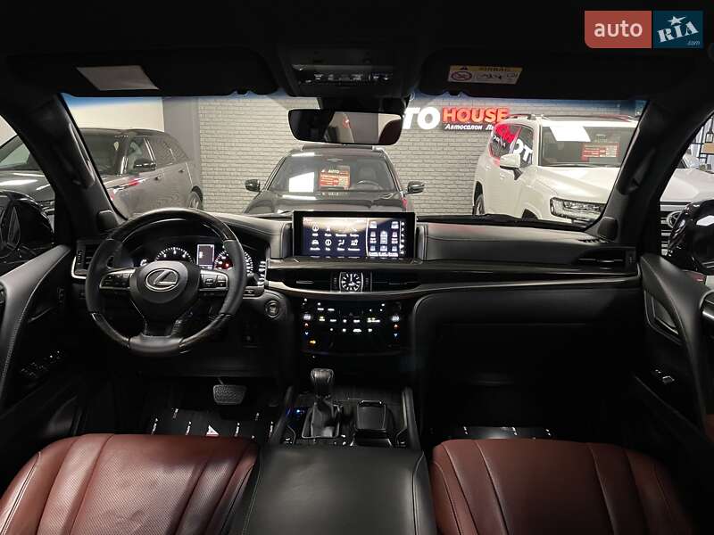 Внедорожник / Кроссовер Lexus LX 2018 в Львове