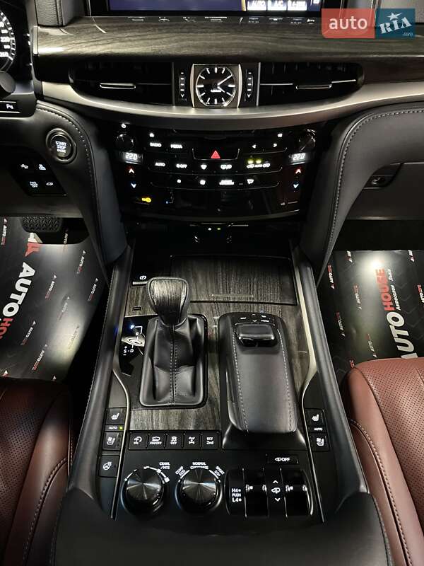 Внедорожник / Кроссовер Lexus LX 2018 в Львове