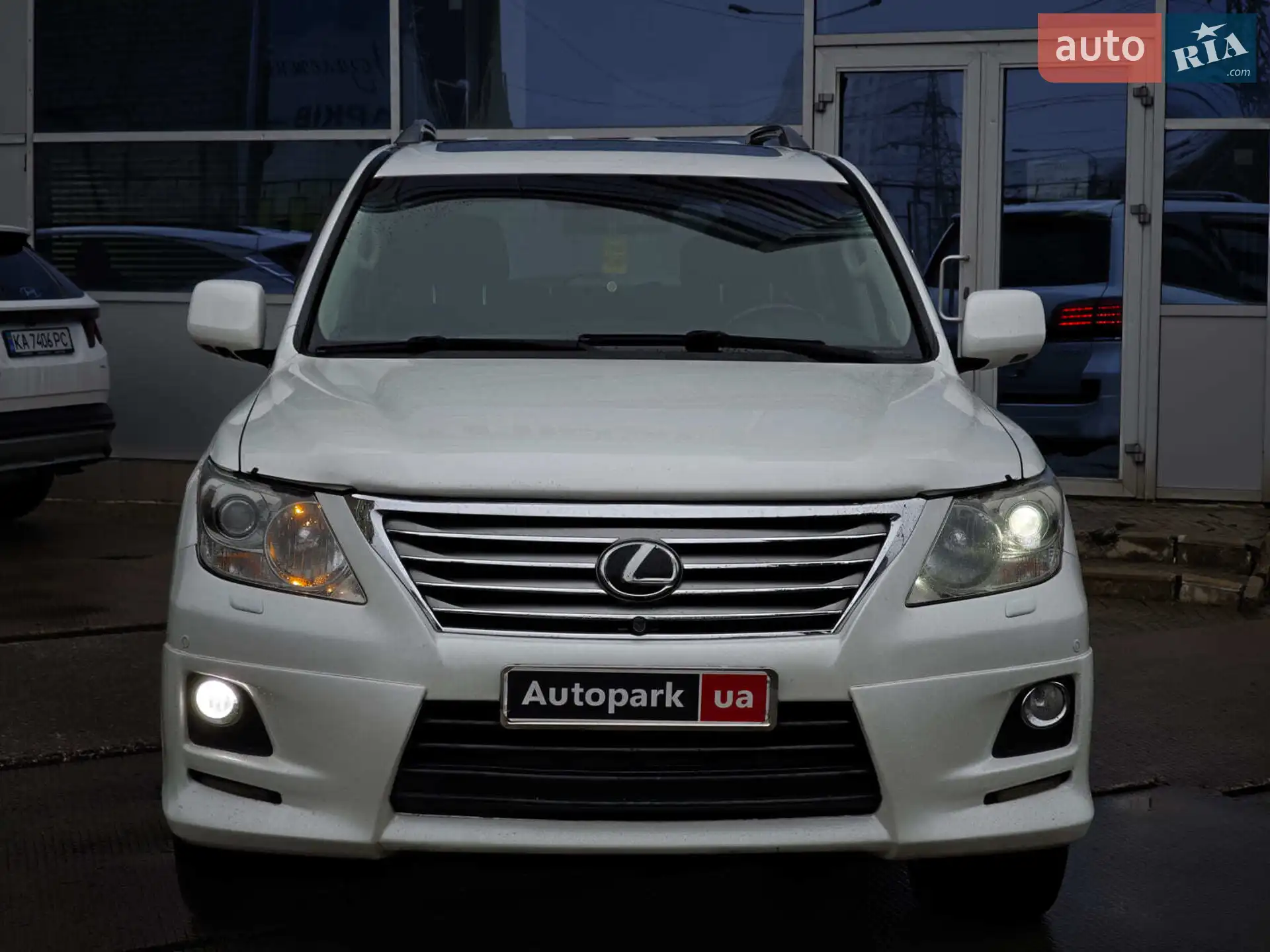 2011 Lexus LX - мініатюра 3