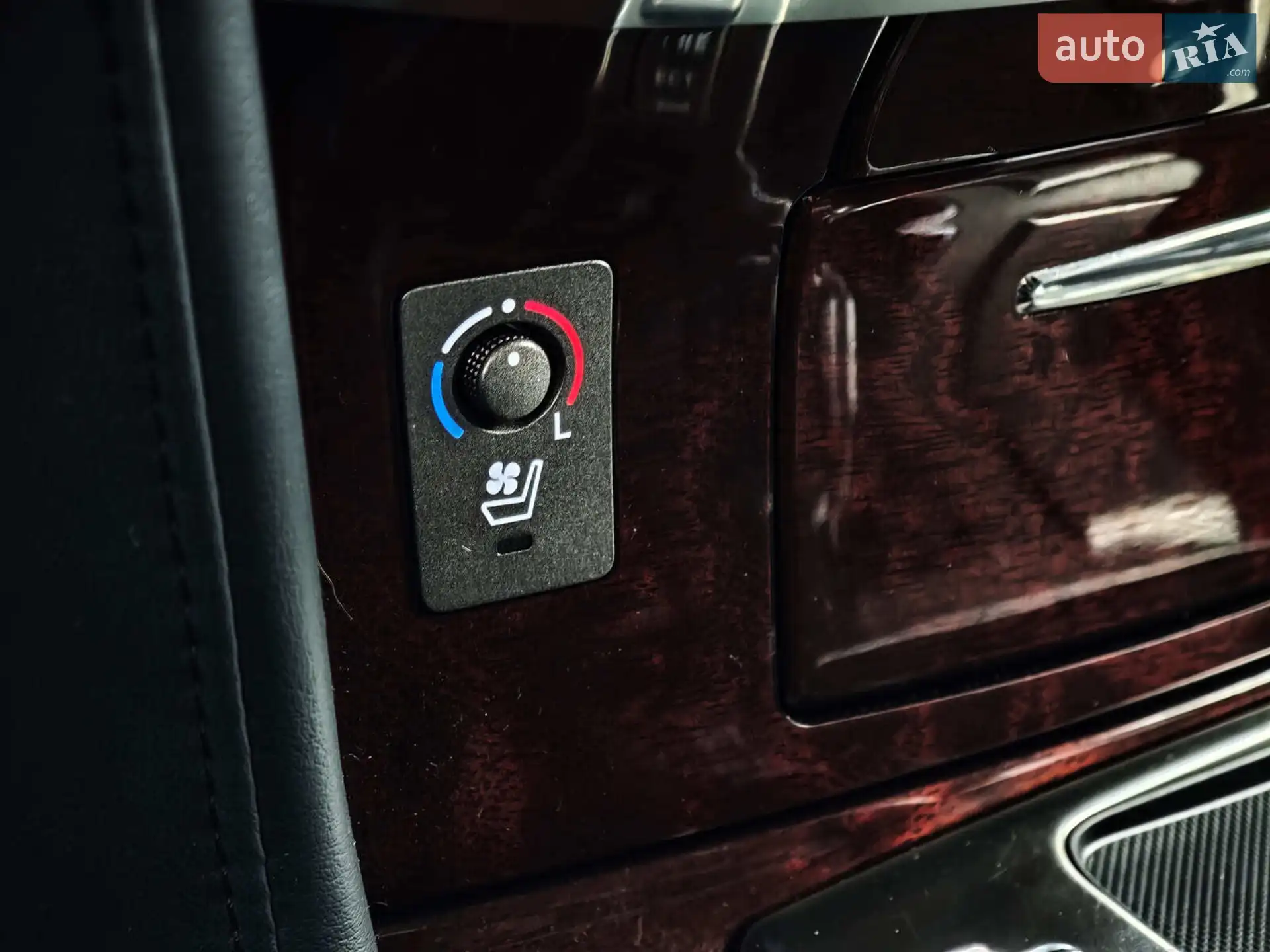 2011 Lexus LX - мініатюра 31