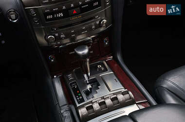 Внедорожник / Кроссовер Lexus LX 2011 в Харькове