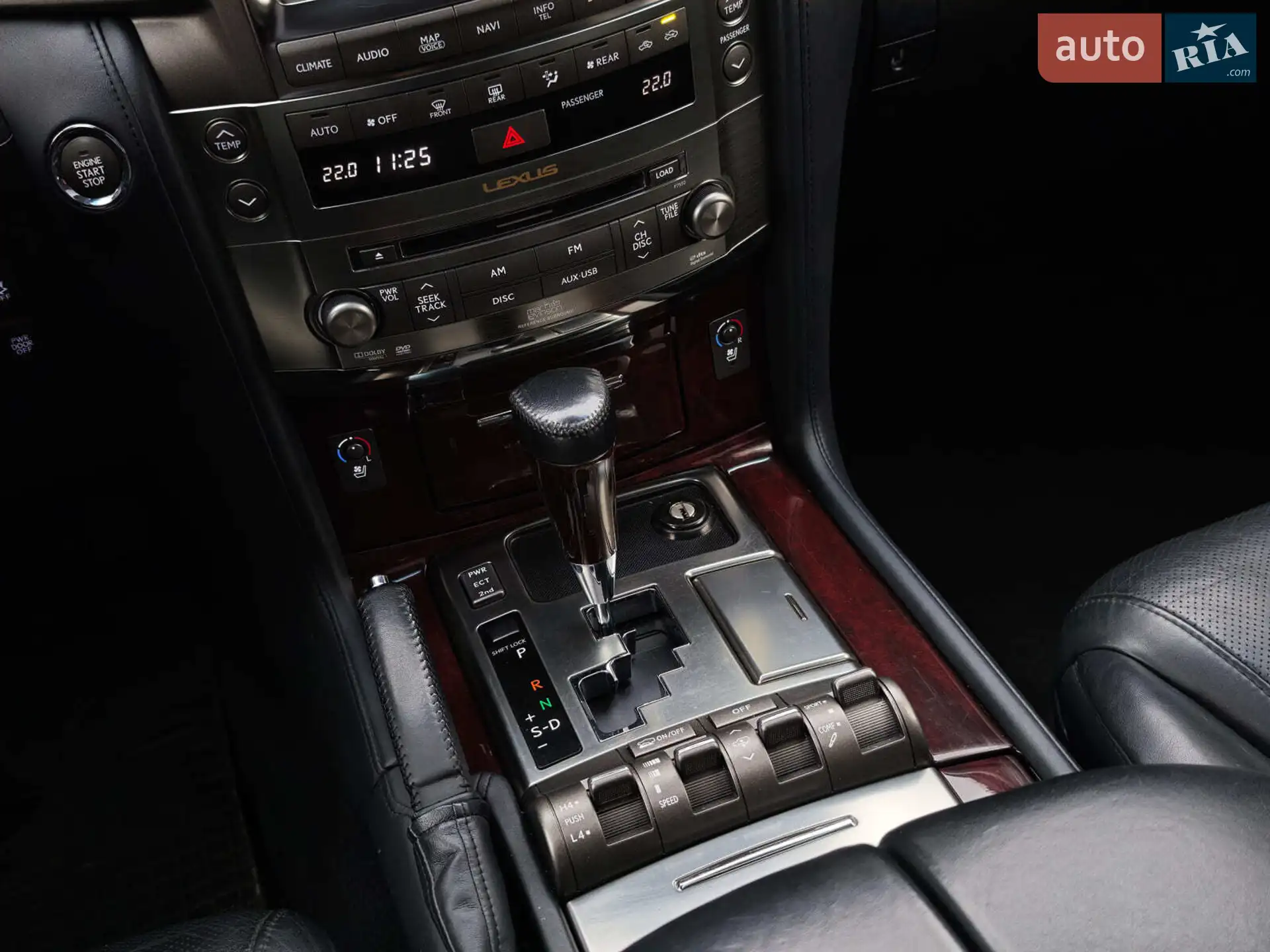 2011 Lexus LX - мініатюра 38
