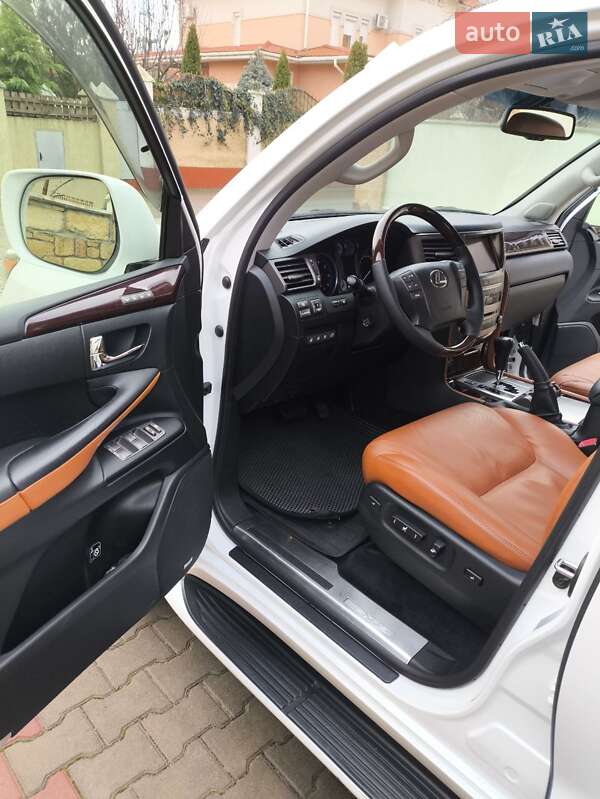 Внедорожник / Кроссовер Lexus LX 2010 в Одессе фото 29 Внедорожник / Кроссовер Lexus LX 2010 в Одессе