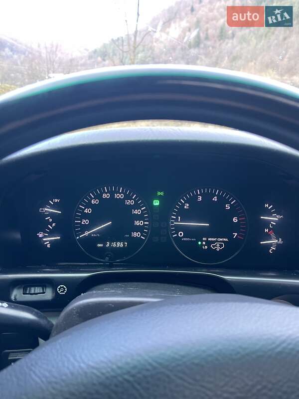 Позашляховик / Кросовер Lexus LX 2004 в Косові