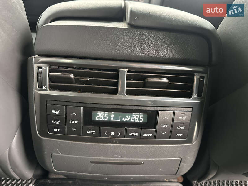 Внедорожник / Кроссовер Lexus LX 2008 в Львове