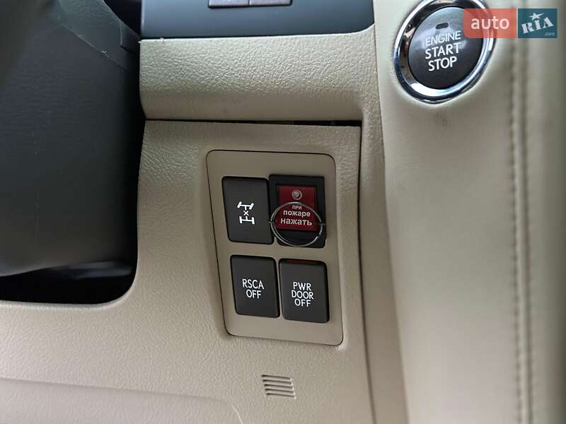 Внедорожник / Кроссовер Lexus LX 2010 в Киеве фото 89 Внедорожник / Кроссовер Lexus LX 2010 в Киеве