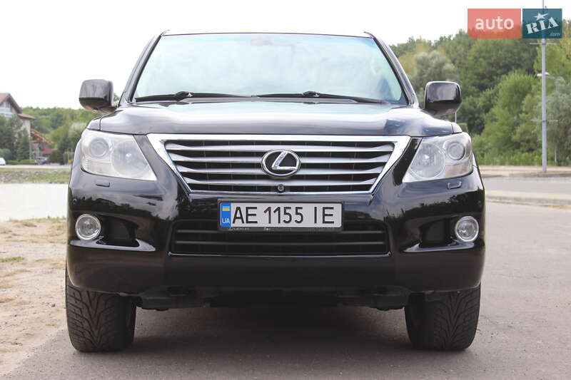 Внедорожник / Кроссовер Lexus LX 2010 в Днепре