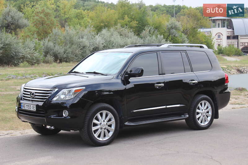 Внедорожник / Кроссовер Lexus LX 2010 в Днепре