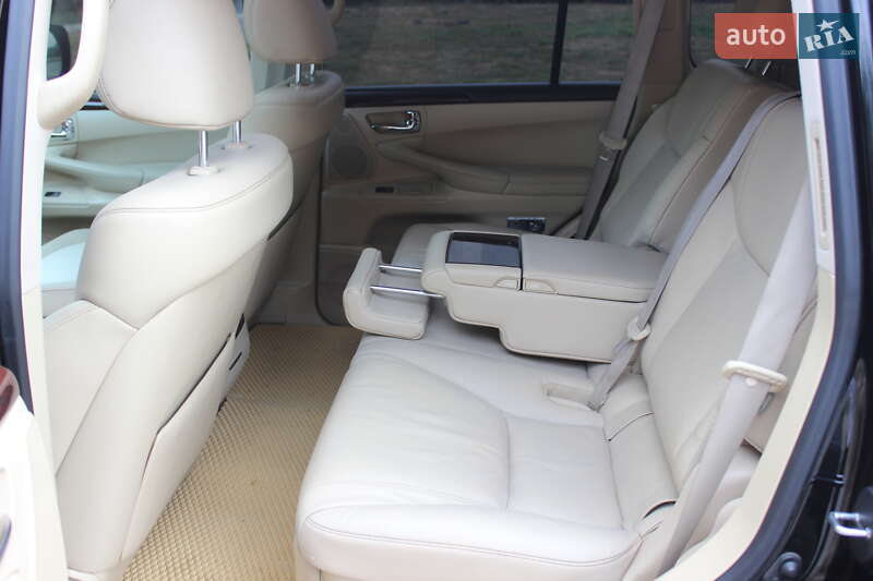 Внедорожник / Кроссовер Lexus LX 2010 в Днепре
