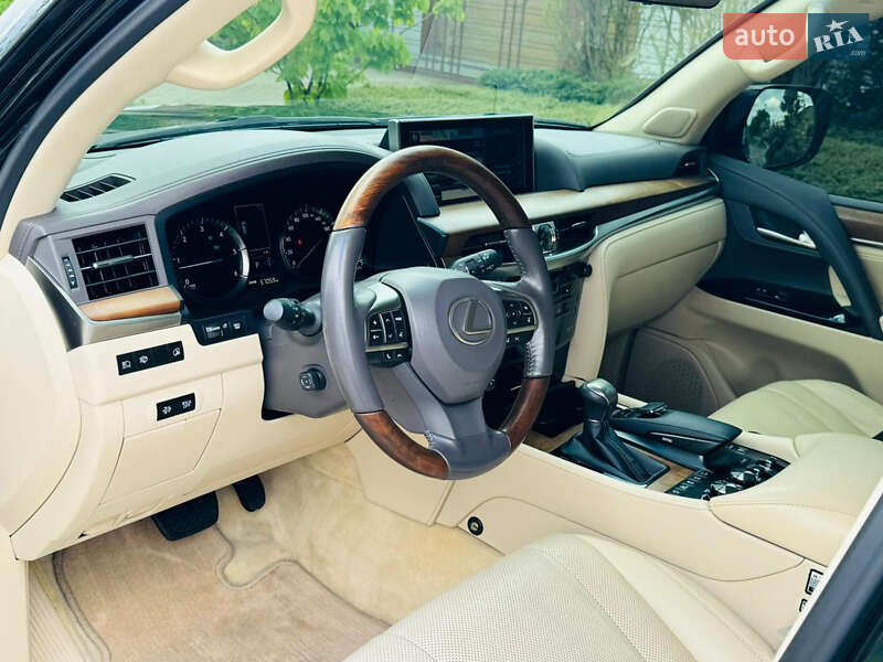 Внедорожник / Кроссовер Lexus LX 2017 в Одессе фото 10 Внедорожник / Кроссовер Lexus LX 2017 в Одессе