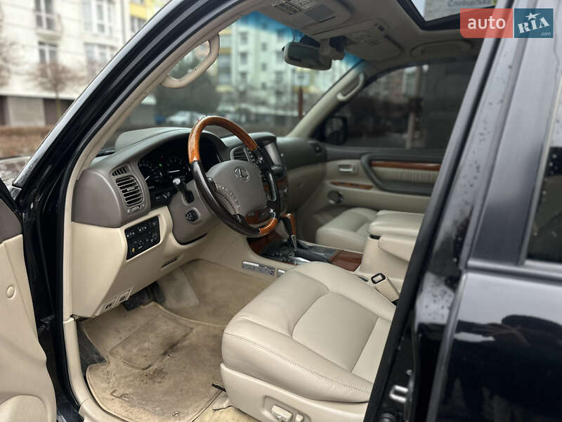 Внедорожник / Кроссовер Lexus LX 2004 в Ивано-Франковске