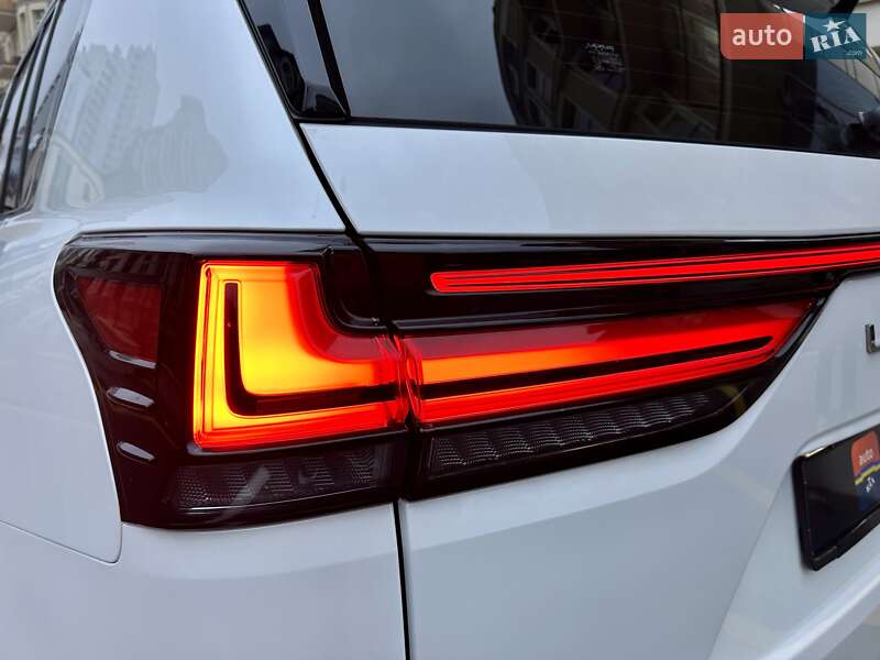 Внедорожник / Кроссовер Lexus LX 2022 в Киеве фото 32 Внедорожник / Кроссовер Lexus LX 2022 в Киеве