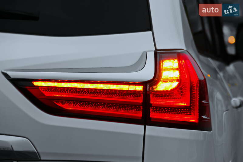 Внедорожник / Кроссовер Lexus LX 2017 в Днепре