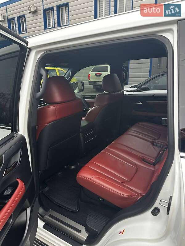 Внедорожник / Кроссовер Lexus LX 2017 в Кременчуге фото 12 Внедорожник / Кроссовер Lexus LX 2017 в Кременчуге