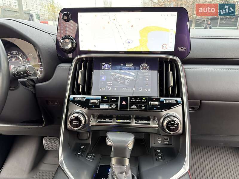 Внедорожник / Кроссовер Lexus LX 2022 в Киеве фото 24 Внедорожник / Кроссовер Lexus LX 2022 в Киеве