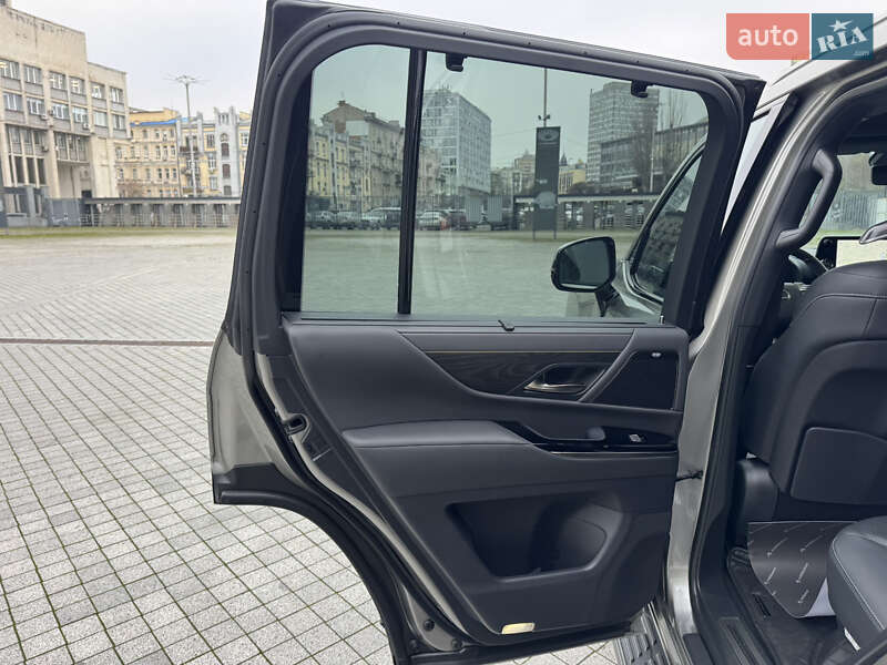 Внедорожник / Кроссовер Lexus LX 2022 в Киеве