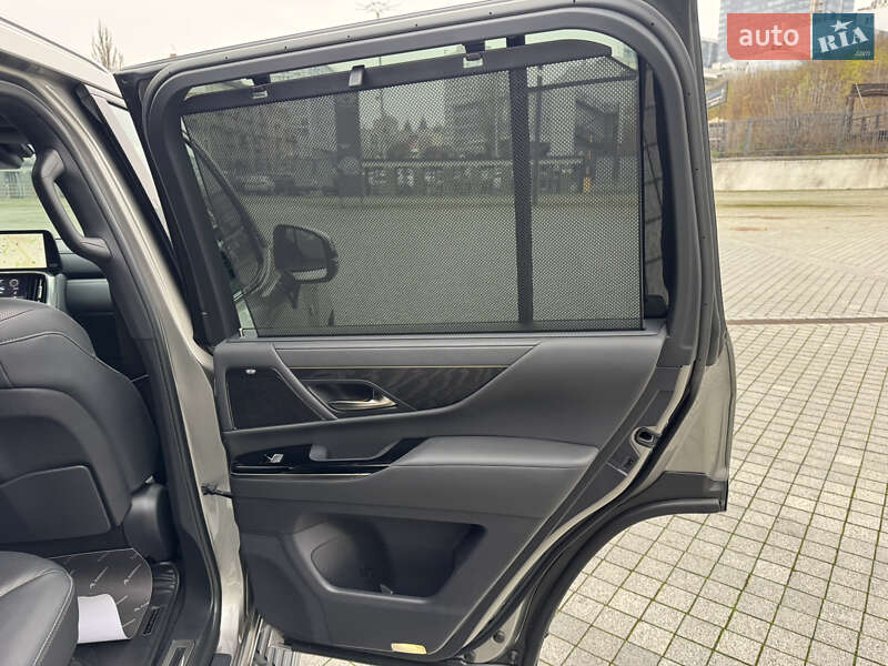 Внедорожник / Кроссовер Lexus LX 2022 в Киеве