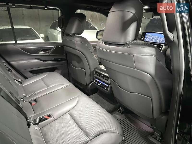 Внедорожник / Кроссовер Lexus LX 2025 в Днепре фото 38 Внедорожник / Кроссовер Lexus LX 2025 в Днепре