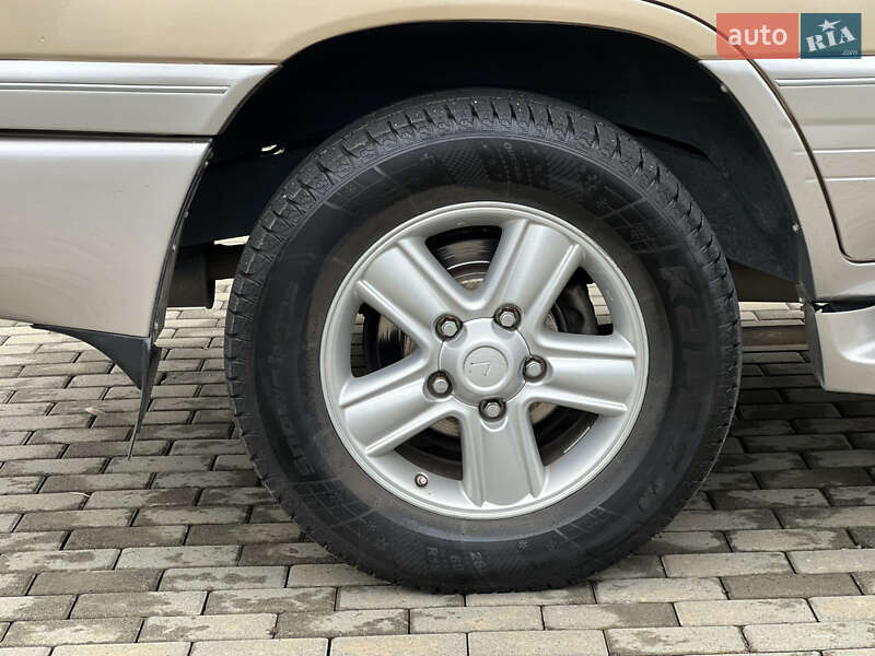 Внедорожник / Кроссовер Lexus LX 2001 в Сваляве фото 16 Внедорожник / Кроссовер Lexus LX 2001 в Сваляве