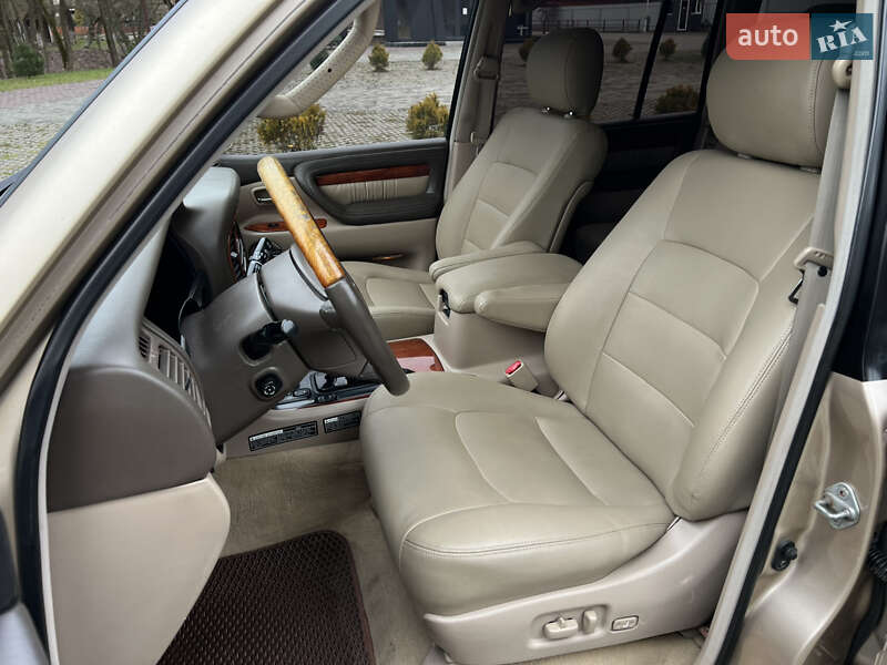 Внедорожник / Кроссовер Lexus LX 2001 в Сваляве фото 36 Внедорожник / Кроссовер Lexus LX 2001 в Сваляве