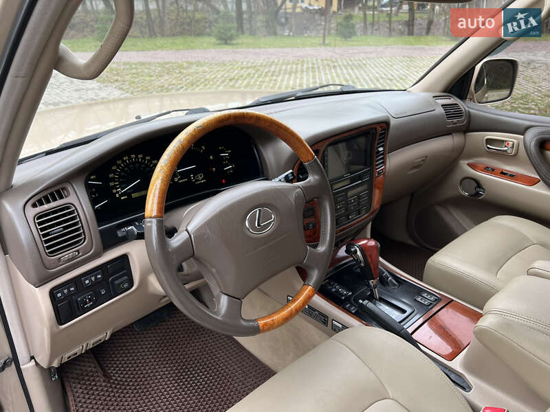 Внедорожник / Кроссовер Lexus LX 2001 в Сваляве фото 37 Внедорожник / Кроссовер Lexus LX 2001 в Сваляве