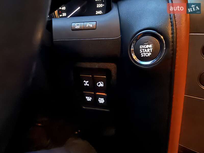 Внедорожник / Кроссовер Lexus LX 2013 в Киеве фото 35 Внедорожник / Кроссовер Lexus LX 2013 в Киеве