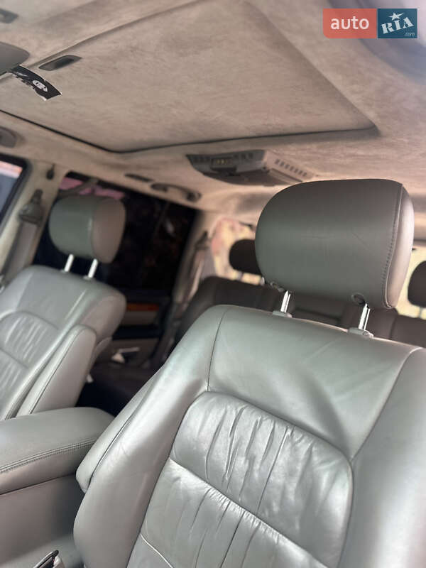 Внедорожник / Кроссовер Lexus LX 2006 в Новомиргороде