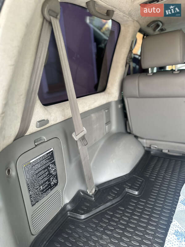 Внедорожник / Кроссовер Lexus LX 2006 в Новомиргороде